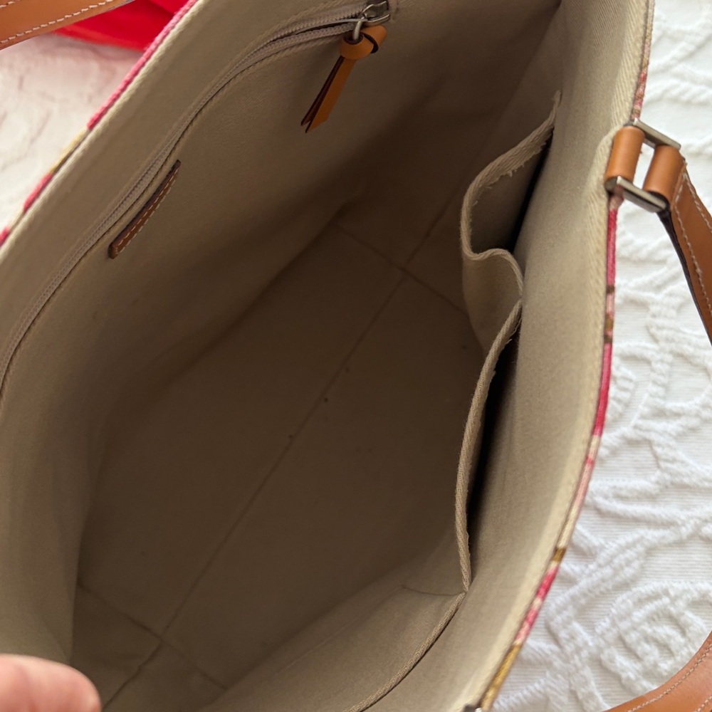 kate spade Pink Floral Pointed-Toe Slip-On Mules with matching bag. - Picture 5 of 8